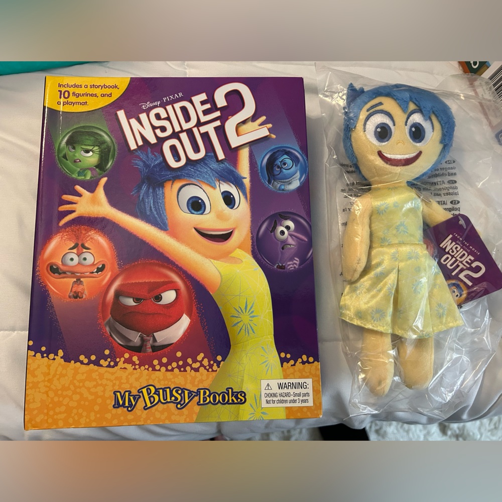 Disney Inside Out 2 Joy Plush and Book Set - Blue and Yellow